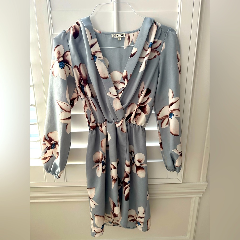Gorgeous blue floral wrap dress